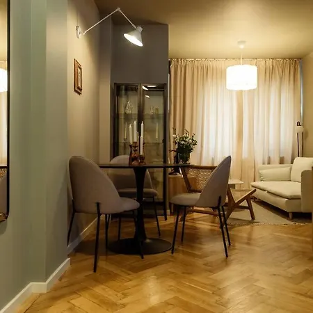 Exquisite 1br Flat Close To City Center *