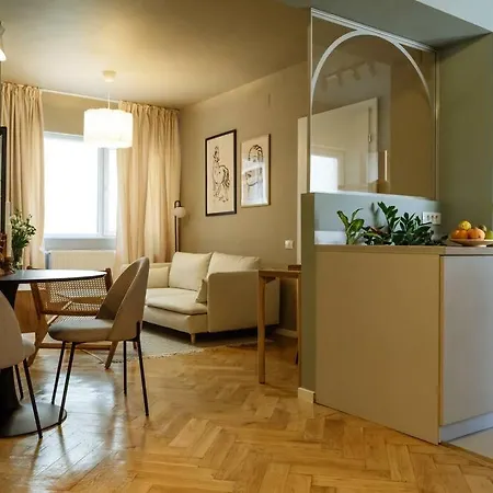 Exquisite 1br Flat Close To City Center Appartement Boekarest