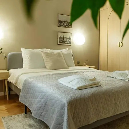 Exquisite 1br Flat Close To City Center Boekarest