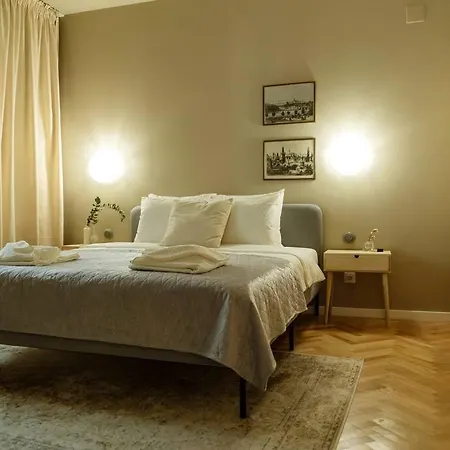 Exquisite 1br Flat Close To City Center Appartement