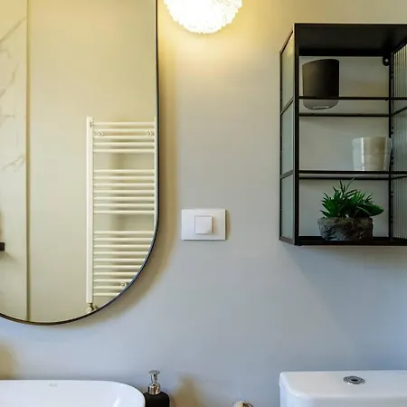 Exquisite 1br Flat Close To City Center Appartement *
